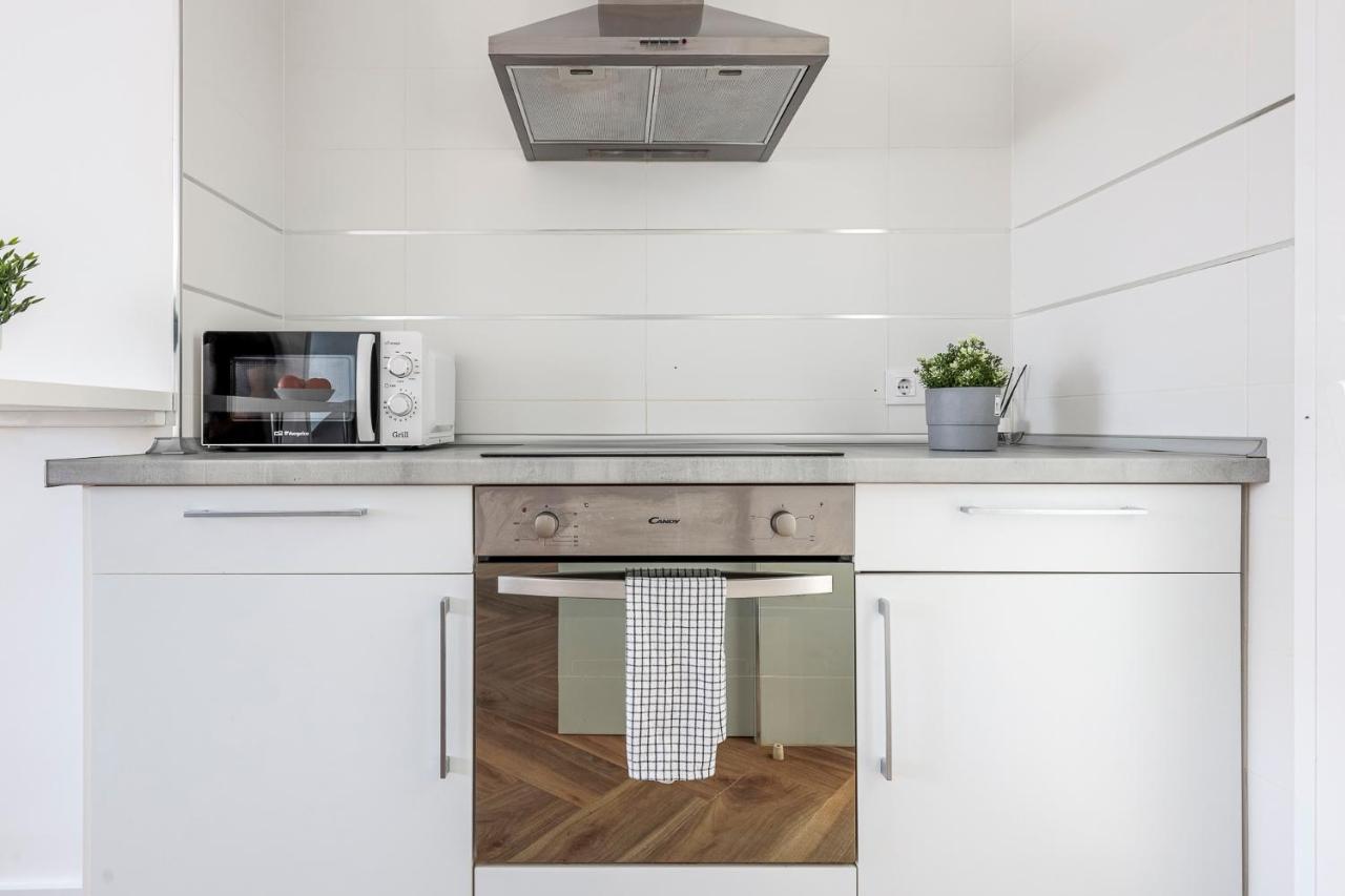 Algaba Aral Apartment Alcala del Rio Ngoại thất bức ảnh