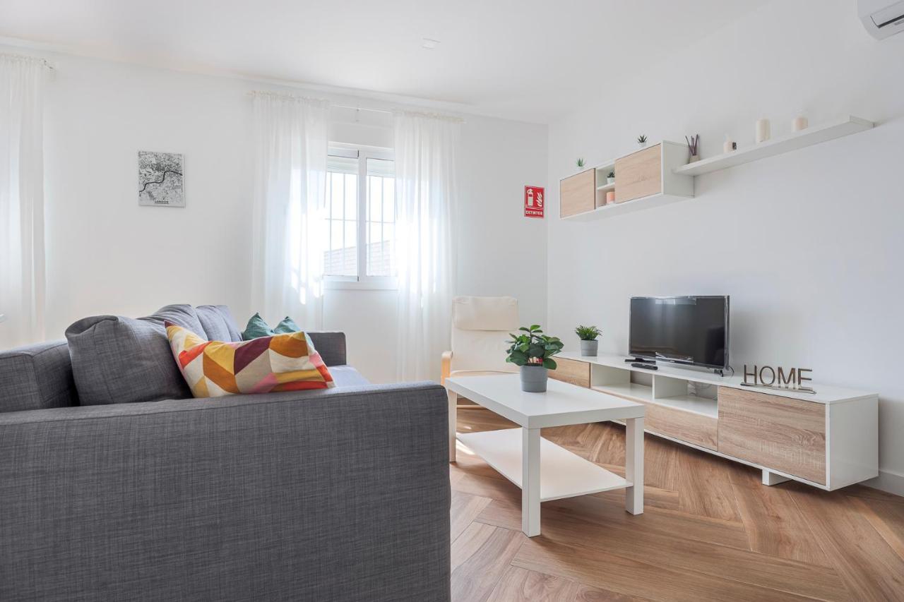 Algaba Aral Apartment Alcala del Rio Ngoại thất bức ảnh