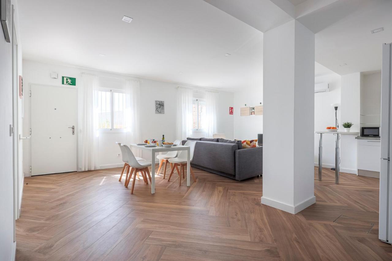 Algaba Aral Apartment Alcala del Rio Ngoại thất bức ảnh