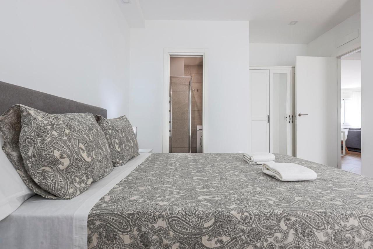 Algaba Aral Apartment Alcala del Rio Ngoại thất bức ảnh